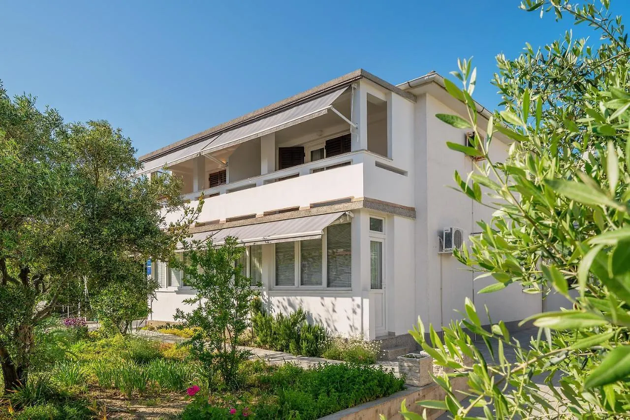 Apartments Meri Baška