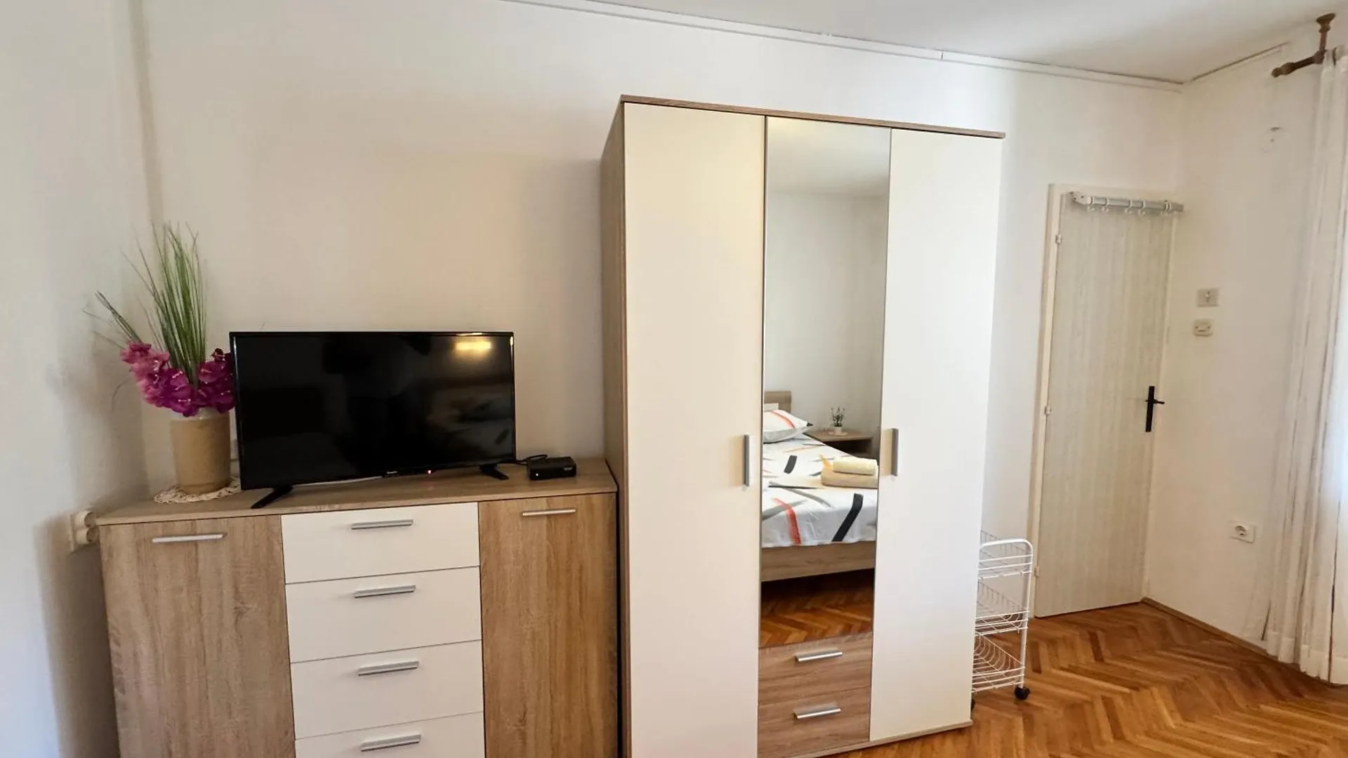 Apartments Meri Baska