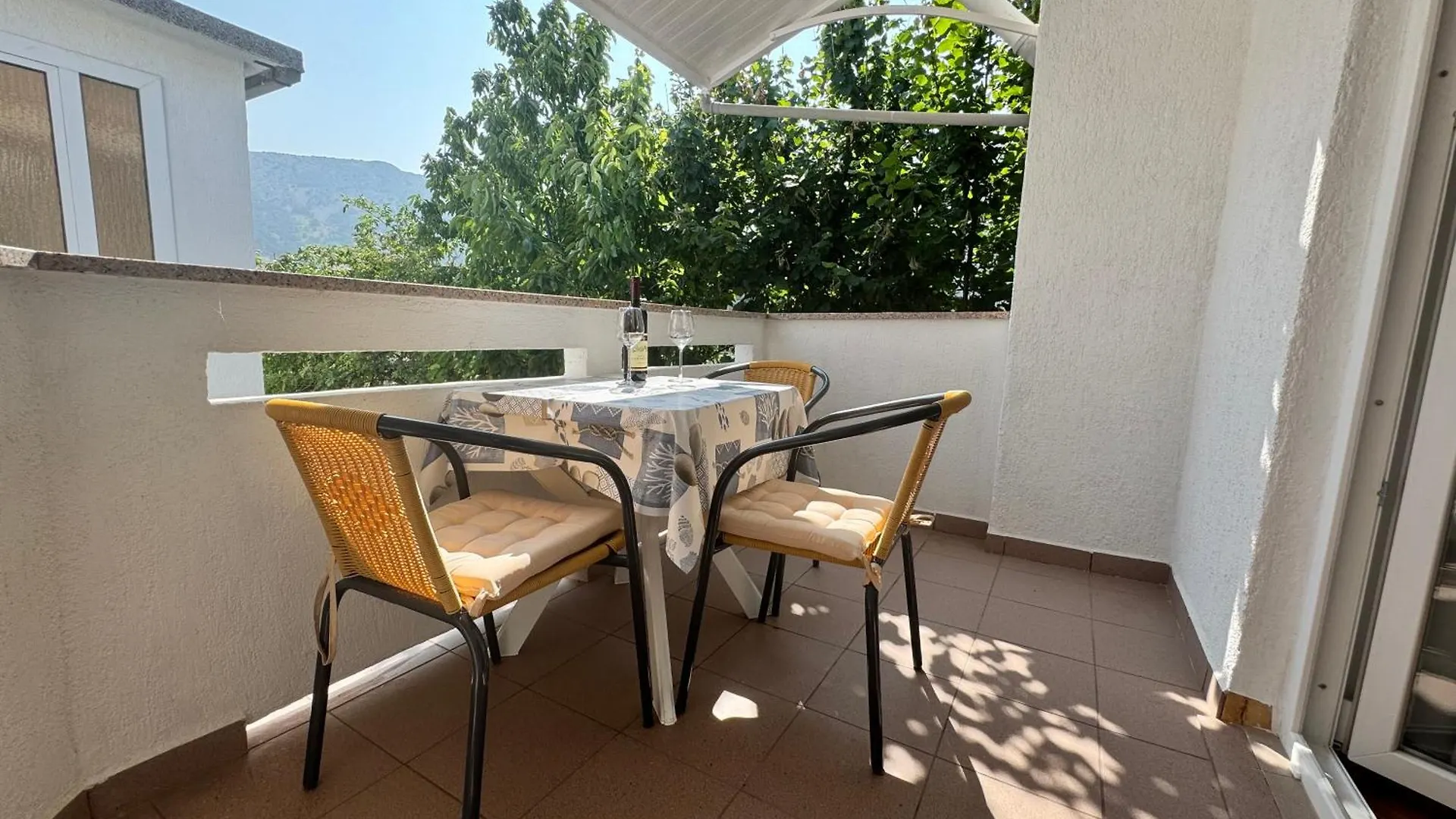 Apartments Meri Baška 0*,