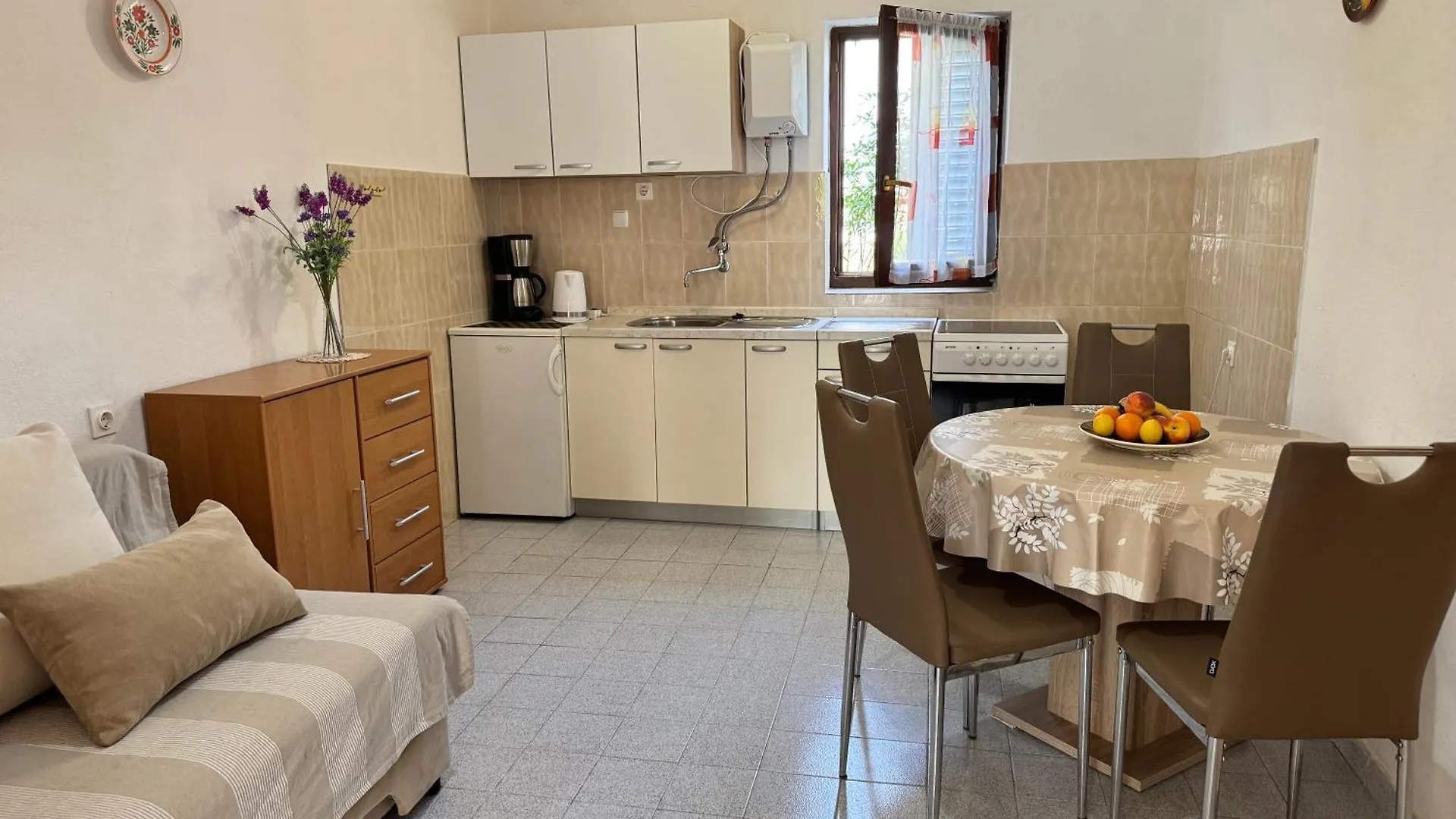 Apartments Meri Baška Kroatien